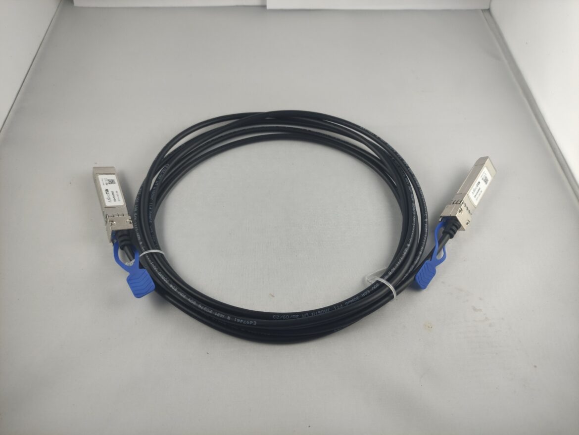 Mikrotik XS+DA0001 SFP+ 25G 1Meter DAC - I-Kaizen Computer/Network Supplies