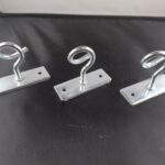 FTTH Accessories House Bracket Type C Retractor