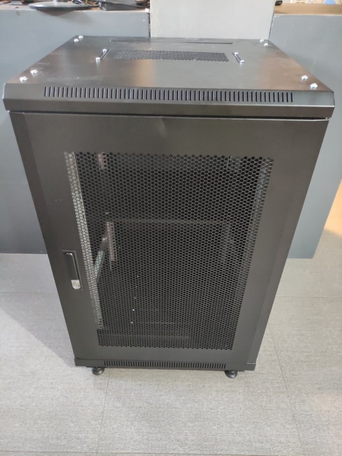 Data Cabinet 18U